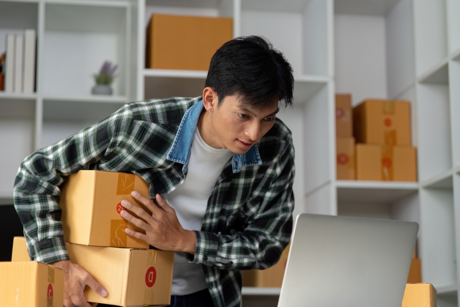 Menghindari Delay Pengiriman