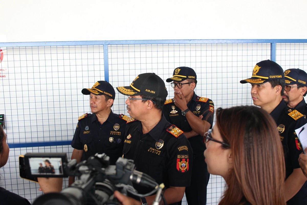 Menghitung Bea Masuk & Pajak Impor