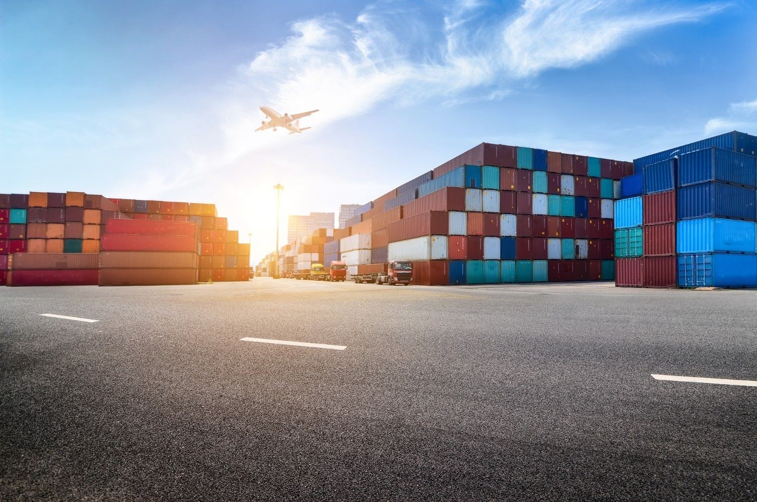apa itu freight forwarder